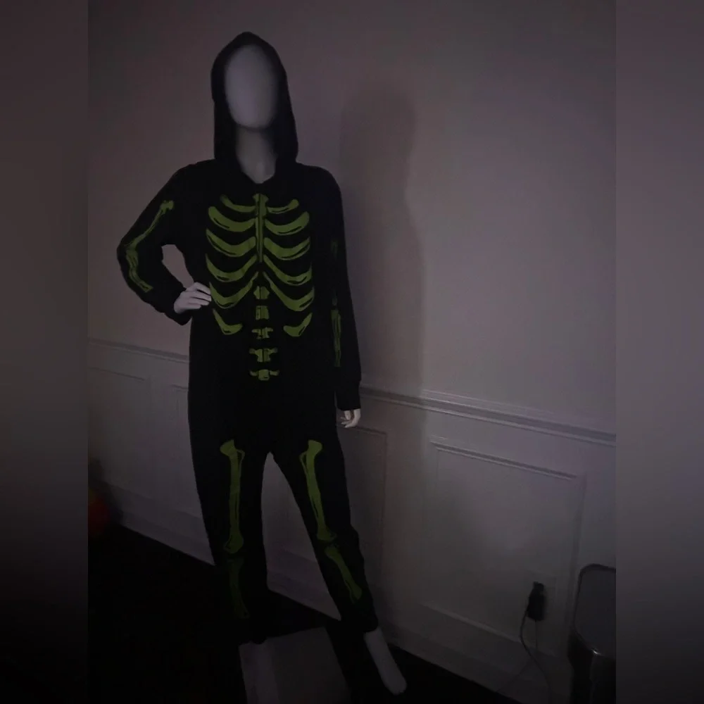 Women’s Hide and Eek Skeleton Union Suit 1PC Pajama Sleepwear , Size Large, NWOT
